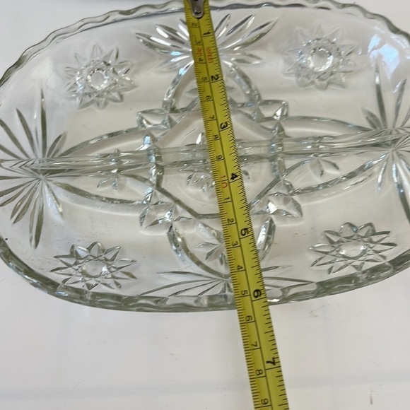 Vintage Serving Tray with glass server - Picture 4 of 12